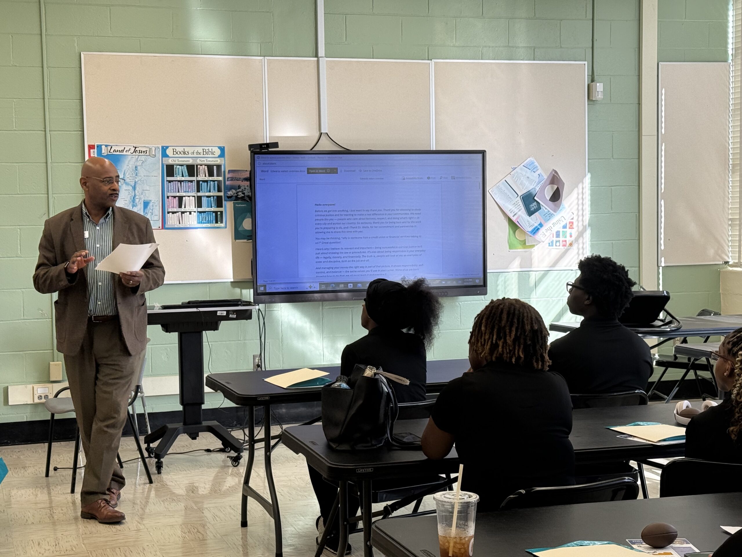 Speaking to Criminal Justice students at Edward Waters University about banking, credit and common scams